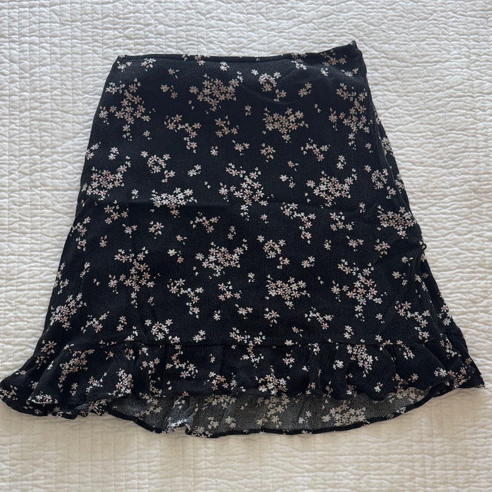 Abercrombie & Fitch Black Floral A-Line Skirt